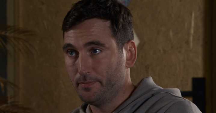 Coronation Street Kit's biological dad 'unveiled' and he's on cobbles already