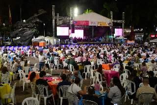 Tradición, cultura y sabor en la Plaza de Bolívar