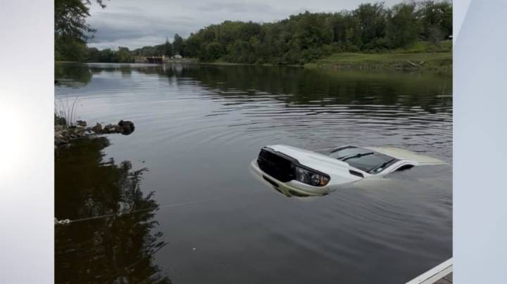 PHOTOS: Truck, boat trailer pulled from Hudson River in Moreau