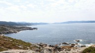 Así es un viaje entre acantilados, faros y playas salvajes por los cabos de O Morrazo