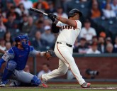 SF Giants win fourth consecutive game behind four