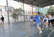 Dianas, goles y canastas con las peñas