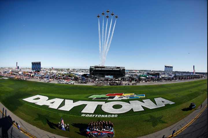 Kaulig Racing Star Takes a Sly Dig at Xfinity Rival in Wake of Daytona Turmoil Christian Eckes ran a strong race at Daytona, but his night ended in frustration after a Lap 97 multi-car wreck and is no