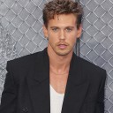 Austin Butler's Body Transformation for Caught Stealing Movie
