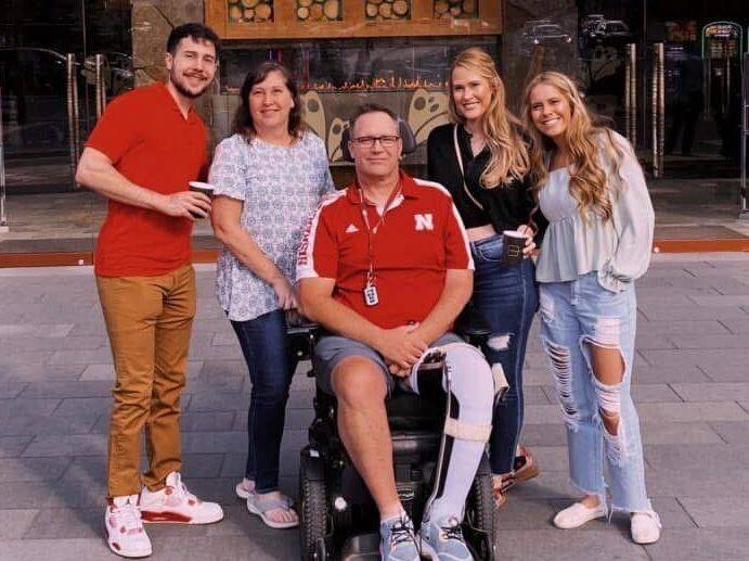 Paralyzed dad undergoes surgery to walk daughter down aisle