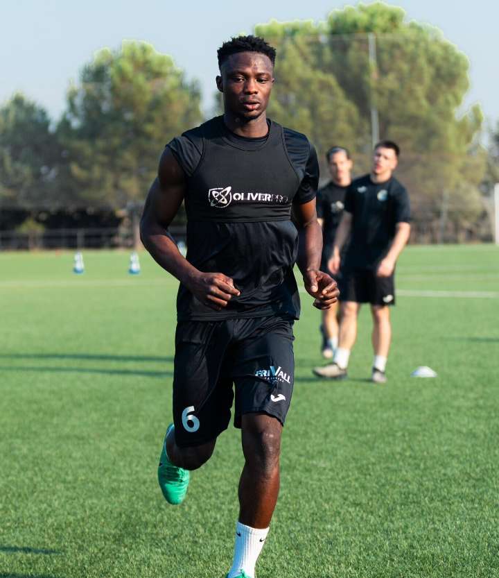 El Conquense y el Elche CF alcanzan un acuerdo para el traspaso de Bema Sina