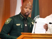 Broward sheriff defends himself against threat accusation