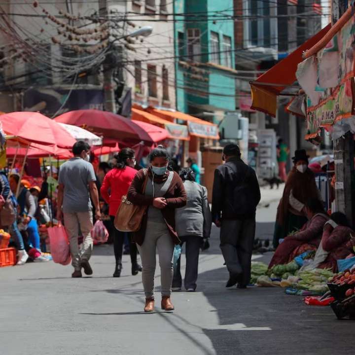 Turismo de compras: qué ciudades fronterizas le compiten a Chile con precios hasta 75% más bajos que en la Argentina