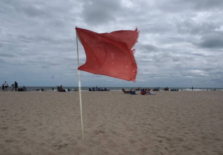 Gov. Murphy declares state of emergency due to Hurricane Erin flood risks, dangerous rip currents in N.J.