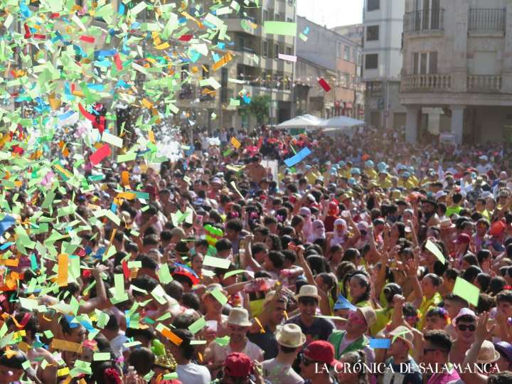 Galería de fotos del chupinazo en Guijuelo
