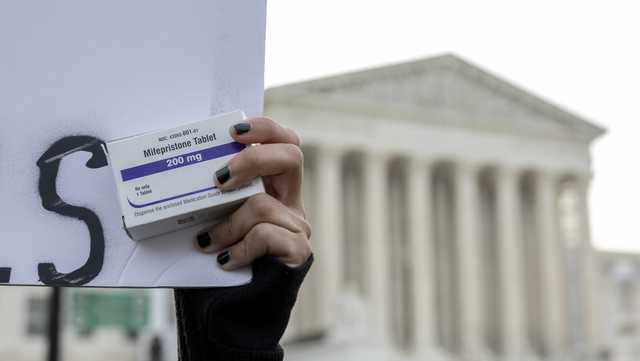 A Texas bill lets residents sue out-of-state abortion pill providers