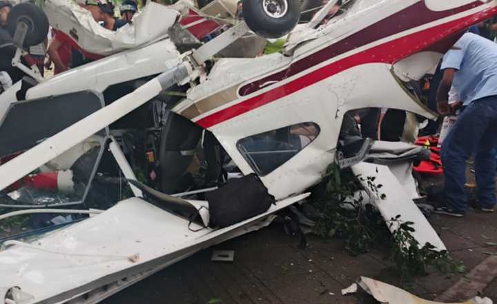 Una avioneta se accidentó en los alrededores del Estadio de Medellín