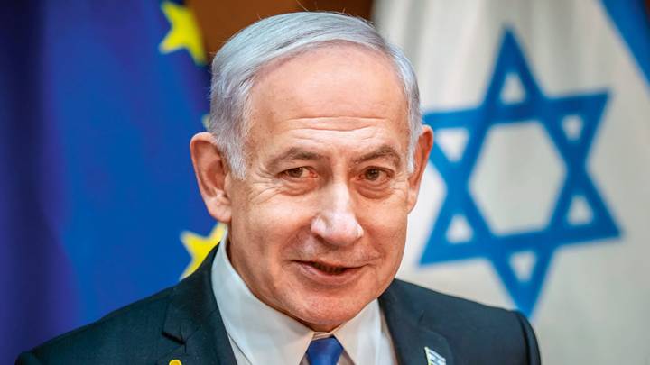 Netanyahu asegura que dejará que los palestinos salgan de Gaza, mientras prepara ofensiva contra Hamás