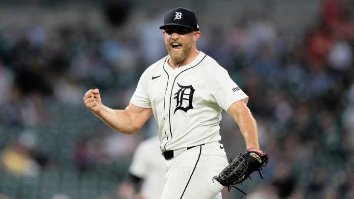 Tigers' Hinch makes plans for his new two-headed bullpen monster