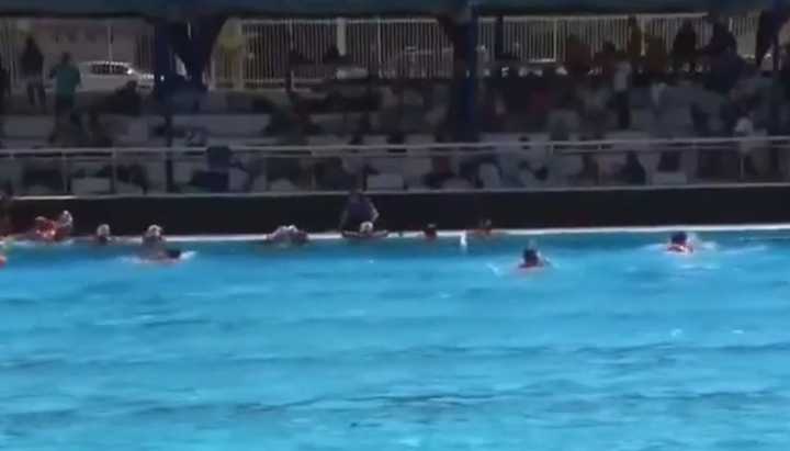Pánico en Brasil: Así fue la balacera que interrumpió partido del Mundial Sub 20 de waterpolo