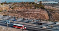 Macabro hallazgo en Tijuana: Tres cuerpos embolsados desatan alerta en Vía Rápida Oriente