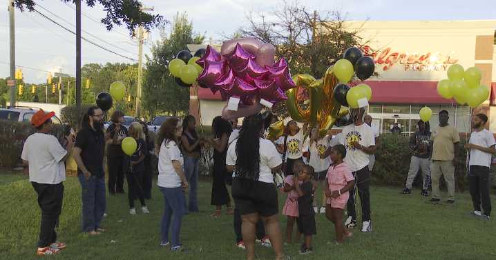 Friends and family of London Powers honor her memory with a balloon release :: WRAL.com