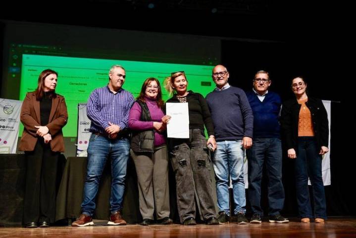 El Instituto de Vivienda entregó 50 títulos de propiedad a familias de Sáenz Peña