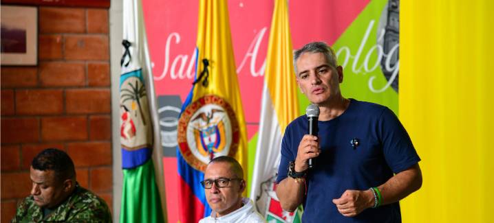 Gobernación de Antioquia ofrecerá recompensa por alias Guaricho de disidencias FARC y alias Joao del Clan del Golfo
