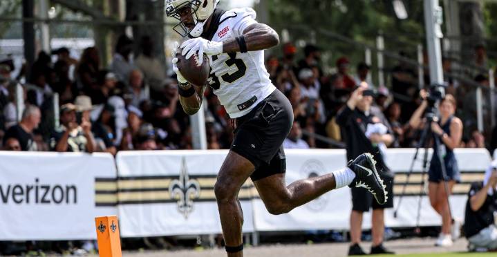 Juwan Johnson shines against the Rams in joint practice