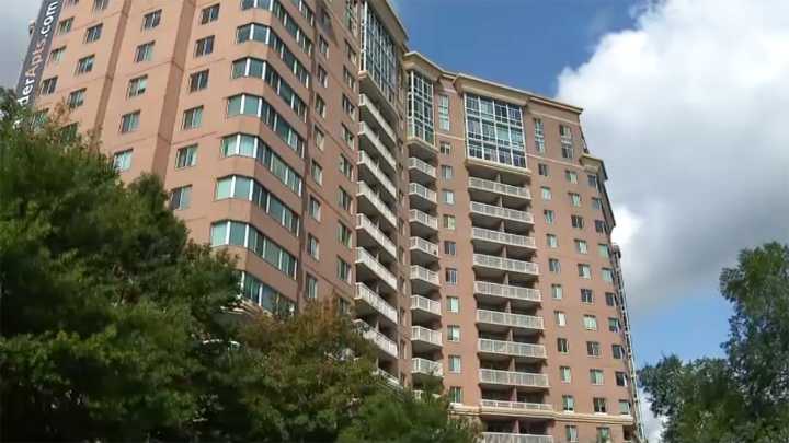 Man fleeing FBI jumps from high-rise in Alexandria – NBC4 Washington