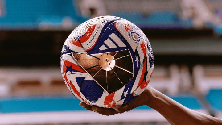 Un balonazo le cambió la vida: el golpe que reveló un cáncer oculto en una joven de 19 años