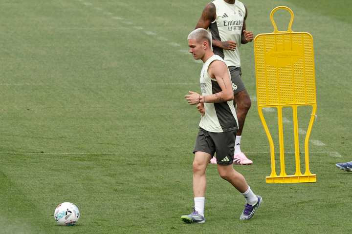 Lionel Messi y Franco Mastantuono lideran la convocatoria de Argentina