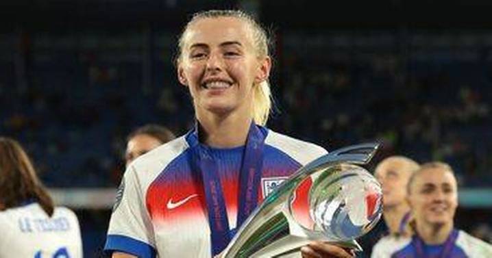 Arsenal recruiting lifestyle guru to help £300k-a-year Chloe Kelly and Lioness stars