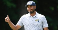 Sebastian Munoz fires 59 to grab LIV Golf Indy lead