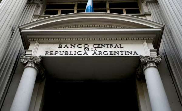 El Gobierno transfirió del Tesoro al BCRA los USD2.000 millones del FMI