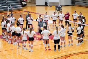 Under first-year coach, Bronco volleyball picked to finish eighth in GPAC