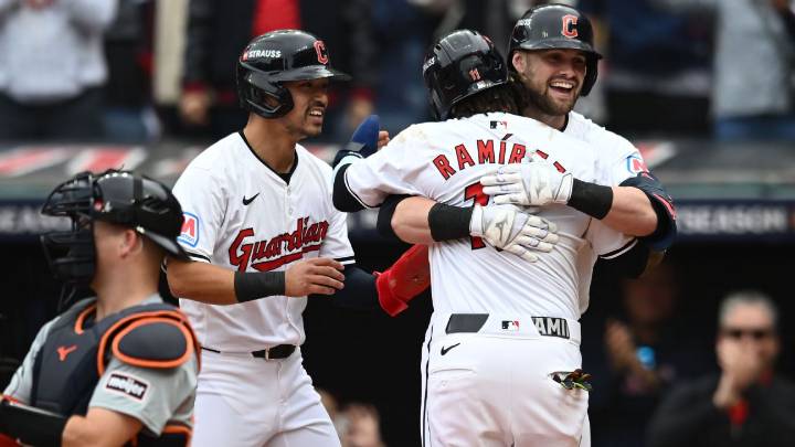 What is the longest winning streak in MLB history?