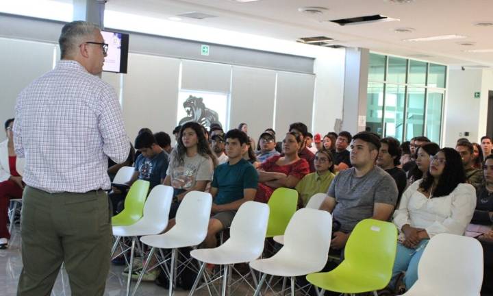 Realiza Universidad Politécnica Feria de Estadías con la participación de 15 empresas