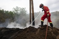 La UME tiene 1.300 militares para la extinción de 12 incendios
