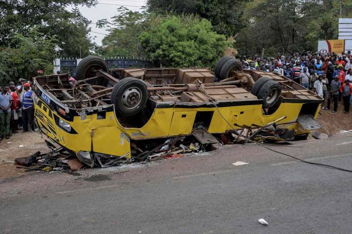 25 Killed When Bus Carrying Mourners Overturns