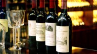 Cómo servir los distintos tipos de vino: desde la temperatura hasta las copas