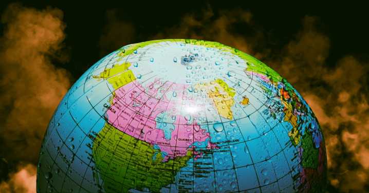 Scientists Alarmed to Discover That Earth's Continents Are Drying Out