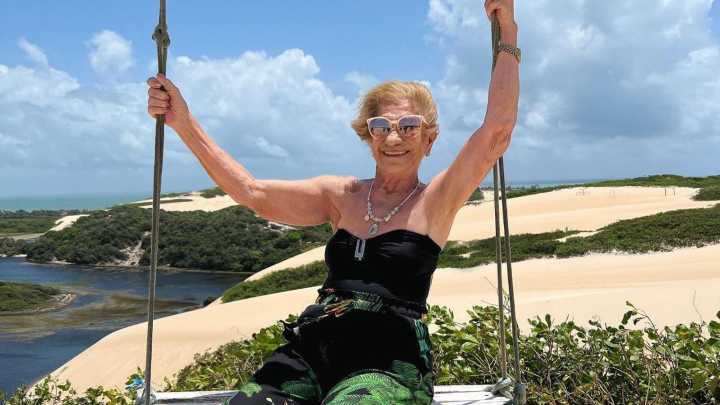 Glam gran who became TikTok famous after posting videos dancing in her lingerie dies aged 82 leaving behind 7m followers