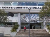 Diferida audiencia sobre polémica ley en Ecuador