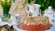 El bizcocho de almendras con especias más tierno y aromático: el clásico de la abuela que combina perfecto con el mate