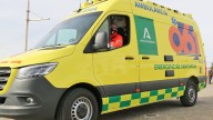 Muere en una colisión entre un turismo y dos motocicletas en Málaga