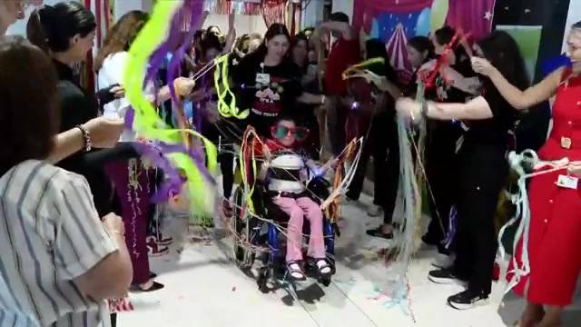 7-year-old Joe DiMaggio Children’s Hospital patient surprised with circus extravaganza