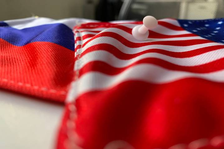 Estados Unidos y Rusia muestran signos de acercamiento de cara a la reunión en Alaska