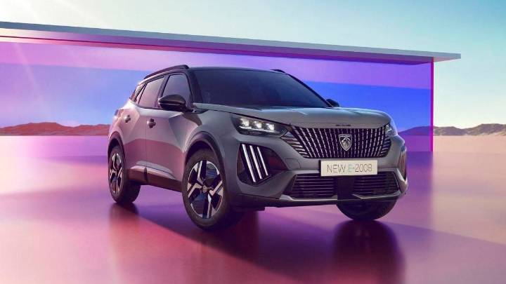 El Peugeot E-2008 demuestra que pasarse al coche eléctrico no implica renunciar a nada