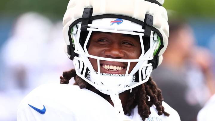 'Now it's time for us to go play football' | Why Bills RB James Cook wanted to stay in Buffalo long term