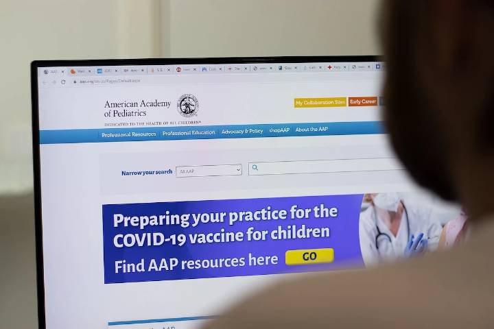 AAP Issues New Vaccine Guidelines That Differ From U.S. Government Advice