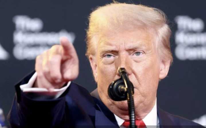 Trump amenaza a Putin sobre bloquear la paz en Ucrania previo a su reunión del viernes en Alaska