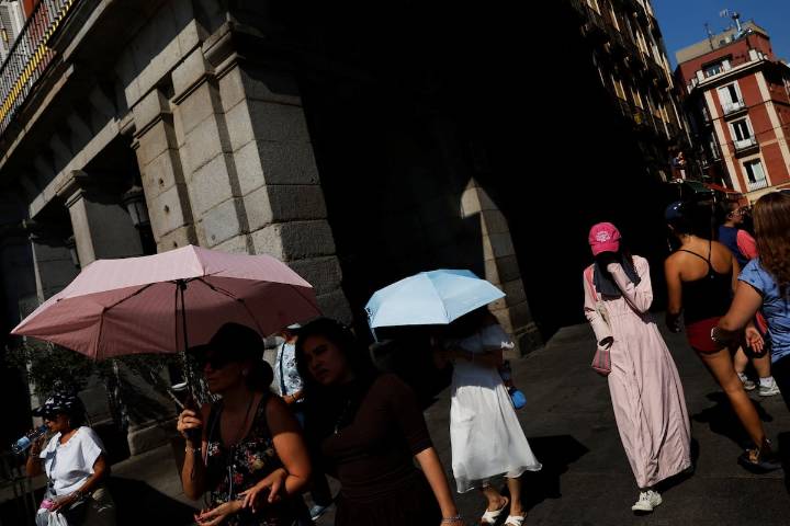 Emergencias advierte de la mala calidad del aire en Madrid y pide evitar estar en exteriores por largo tiempo