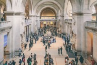 Trump pide investigar a los museos de EEUU