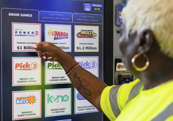 Sunblock, charcoal ... and Powerball? Holiday weekend lottery drawing worth $1 billion